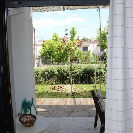 Apartment Housing Pefkos