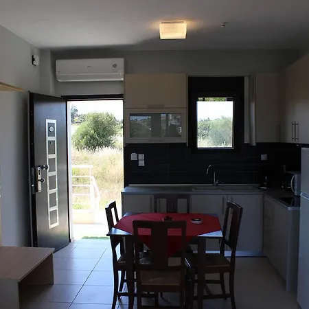 Apartment Housing Pefkos *