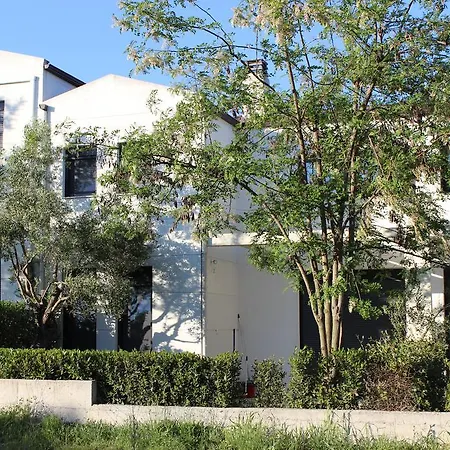 Housing Pefkos Kallithea (Chalkidiki)