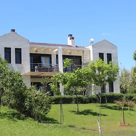 Apartment Housing Pefkos Kallithea (Chalkidiki)