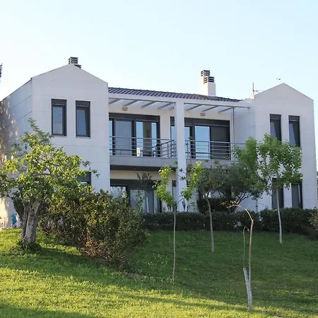 Apartment Housing Pefkos Kallithea (Chalkidiki)